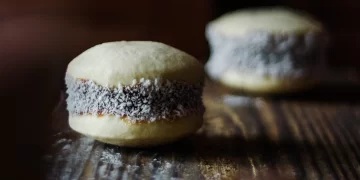 Receta de alfajores de maicena: rápida, fácil y lista en pocos minutos Receta de alfajores de maicena: rápida, fácil y lista en pocos minutos