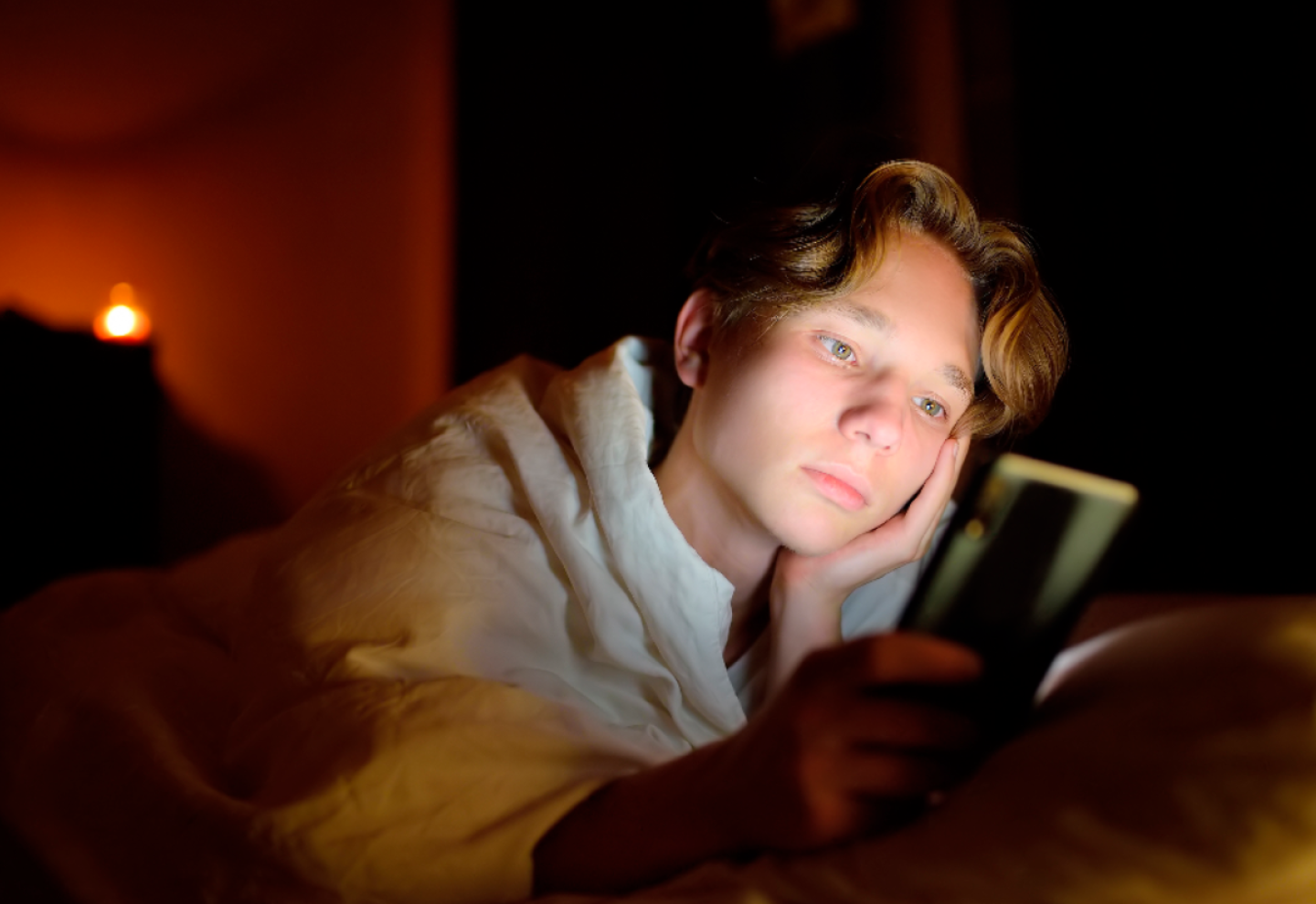 Los códigos secretos que usan los adolescentes en redes sociales para hablar de temas graves