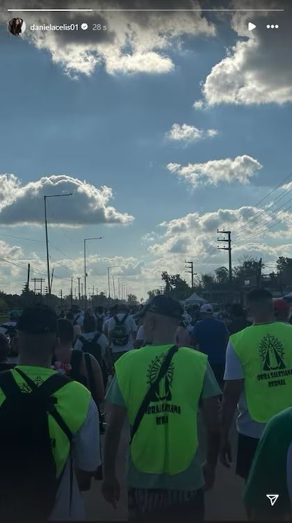 El emotivo ruego de Daniela Celis por la salud de Thiago Medina en su peregrinación a Luján