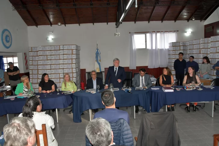 escrutinio-definitivo-santa-cruz-elecciones-2025-renee-fernandez-claudio-vazquez-julio-zarate-juez-vocal-fiscal-JS-1-728x485