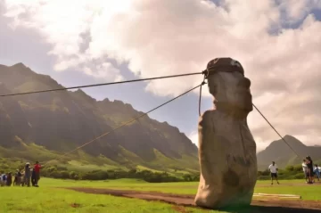 Revelan cómo los moáis de la Isla de Pascua “caminaban” para moverse Revelan cómo los moáis de la Isla de Pascua “caminaban” para moverse