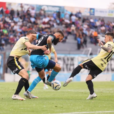 Escándalo y suspensión en Jujuy: Comesaña denunció amenazas y se frenó la ida ante Deportivo Madryn