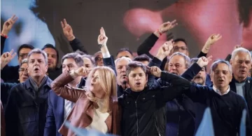 Kicillof advierte que el modelo de Milei “fracasó” en la última semana de campaña