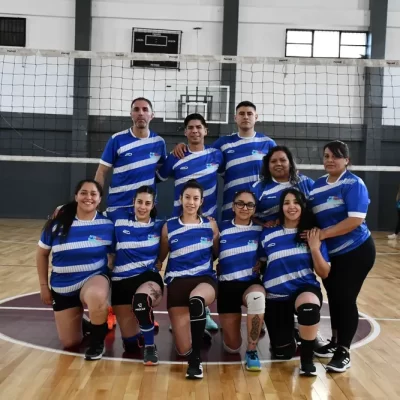 Se jugó el primer torneo policial provincial de Voley mixto Se jugó el primer torneo policial provincial de Voley mixto