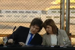 Milei aceptó cambiar el artículo de licencias médicas en la Reforma Laboral: aceleran tratamiento del proyecto y vuelve al Senado