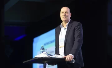 Sturzenegger aseguró que los argentinos “somos unos pelotudos” por no valorar a la minería Sturzenegger aseguró que los argentinos “somos unos pelotudos” por no valorar a la minería