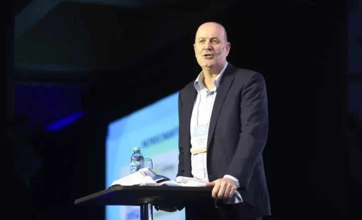 Sturzenegger aseguró que los argentinos “somos unos pelotudos” por no valorar a la minería