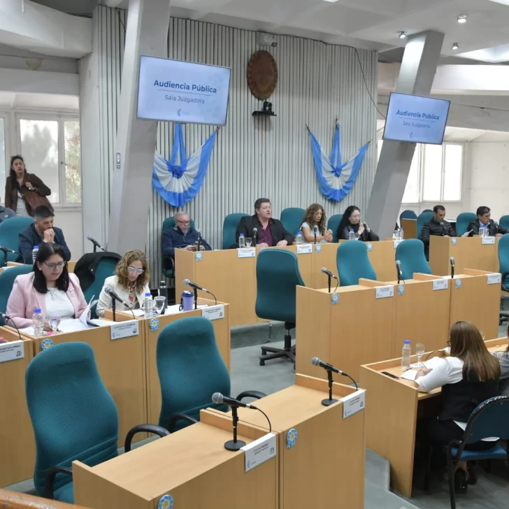 Juicio político a Fernando Basanta: se conoció la acusación y juraron los diputados que lo van a juzgar Juicio político a Fernando Basanta: se conoció la acusación y juraron los diputados que lo van a juzgar