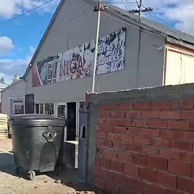 Ola de inseguridad: Ladrón se tomó 45 minutos para saquear una verdulería en Piedrabuena Ola de inseguridad: Ladrón se tomó 45 minutos para saquear una verdulería en Piedrabuena