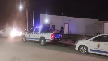 Un joven estaba alcoholizado y realizó disparos al aire en pleno centro de Gobernado Gregores