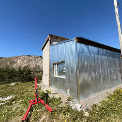 Una familia entregó un terreno usurpado de Servicios Públicos tras negociar con la Policía