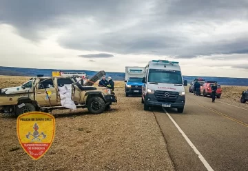 Un turista belga murió y una mujer resultó herida tras un vuelco en la Ruta 40 Un turista belga murió y una mujer resultó herida tras un vuelco en la Ruta 40