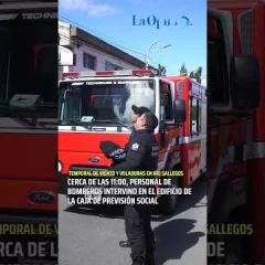 En Río Gallegos: se desprendió un panel del edificio de la Caja de Previsión