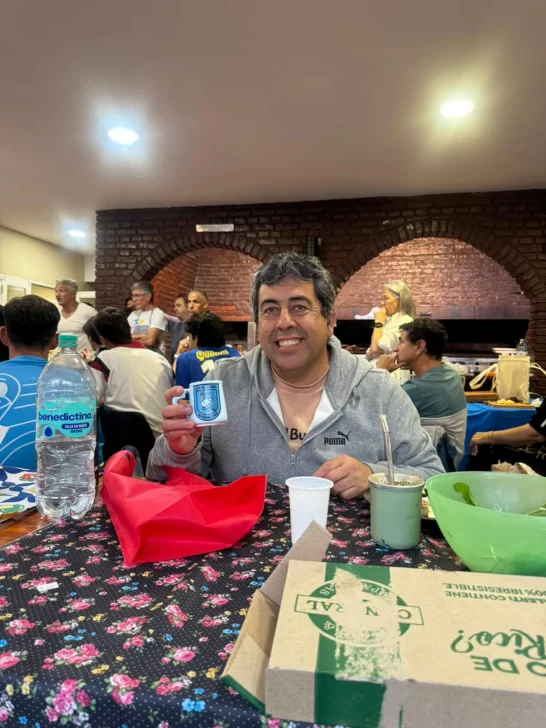 José Chacón fue reconocido en un homenaje de la Agrupación Los Ñandues