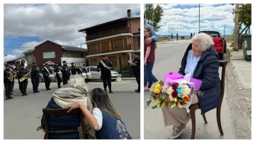 ¡Feliz cumpleaños “Granny”!: la Banda de Música de la Policía sorprendió a Christine Garvie de Halliday ¡Feliz cumpleaños “Granny”!: la Banda de Música de la Policía sorprendió a Christine Garvie de Halliday