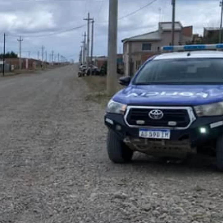 Violento ataque en Río Gallegos: un hombre fue golpeado, amenazado con un arma y perseguido por su agresor