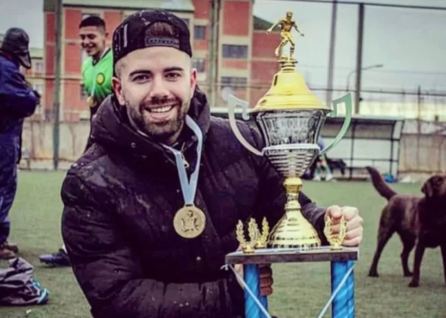  Jonathan Mirol, ex entrenador de Junin del fútbol barrial de Río Gallegos.