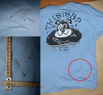  La remera de Neil y las manchas de sangre después del hecho. FOTO: LA OPINIÓN AUSTRAL