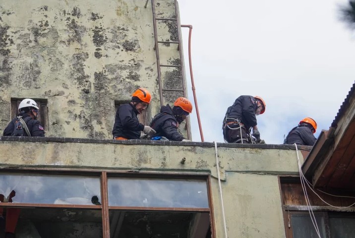  El COE en los techos de los reconocidos departamentos de Río Gallegos. FOTOS: LEANDRO FRANCO/ LA OPINIÓN AUSTRAL.