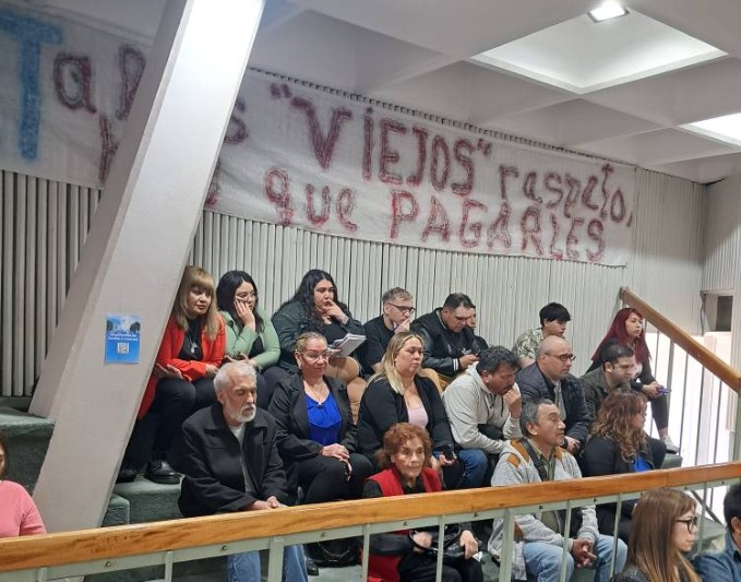  Los jubilados y pensionados de YCF estuvieron nuevamente presentes.