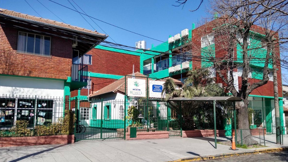 Suspendieron a un profesor acusado de insultar y &#8220;adoctrinar&#8221; estudiantes: intervino el Ministerio de Capital Humano