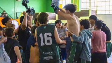 Argentinos del Sur campeón en la U15 de la liga Centro Argentinos del Sur campeón en la U15 de la liga Centro