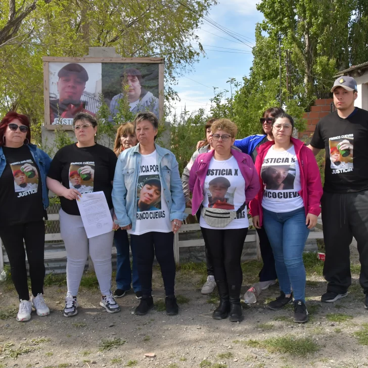 En el medio del juicio por la muerte de Franco Cuevas, la justicia ordenó desalojar la casa de su madre En el medio del juicio por la muerte de Franco Cuevas, la justicia ordenó desalojar la casa de su madre