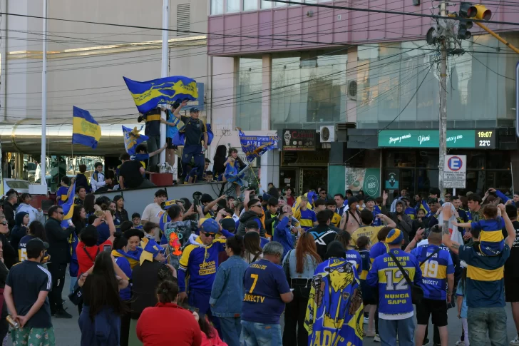 Fiesta xeneize en Río Gallegos: Boca ganó el Superclásico y el centro se tiñó de azul y oro