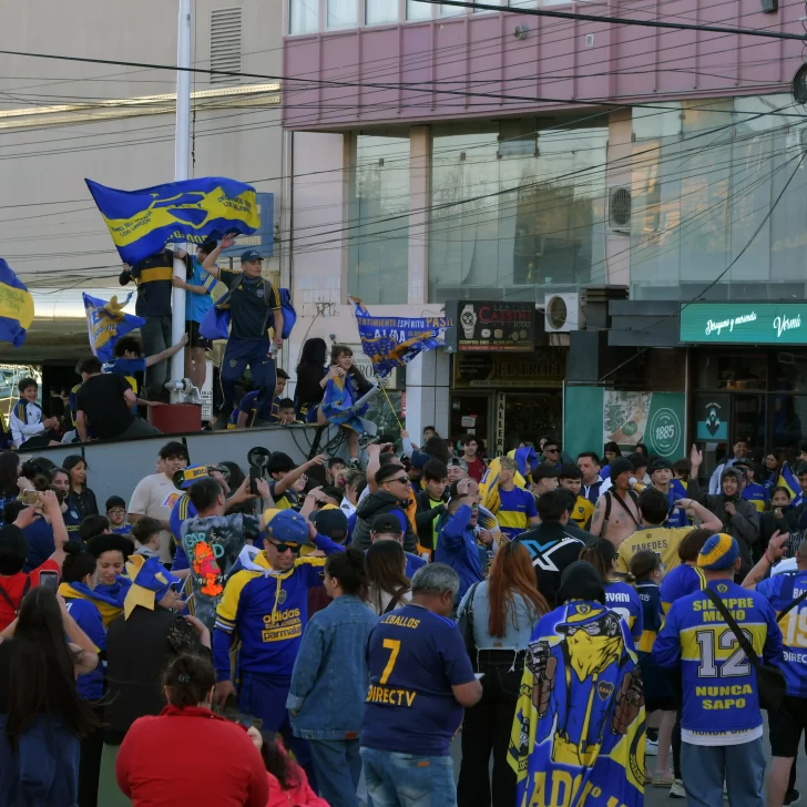Fiesta xeneize en Río Gallegos: Boca ganó el Superclásico y el centro se tiñó de azul y oro Fiesta xeneize en Río Gallegos: Boca ganó el Superclásico y el centro se tiñó de azul y oro