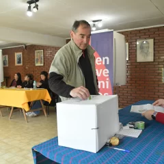 Elecciones en Chile: alta participación en Río Gallegos y la mirada del cónsul Blasco Torres