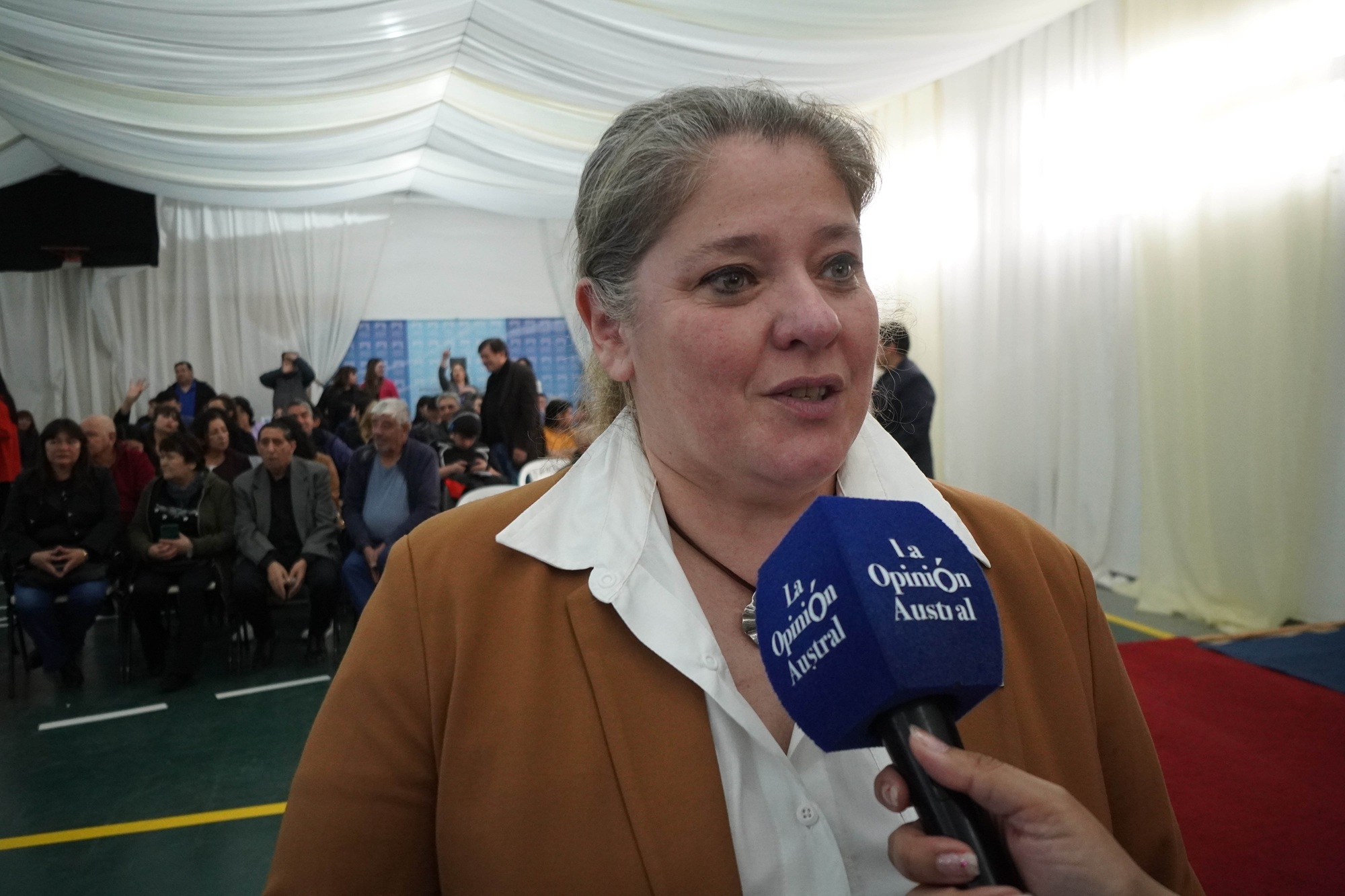  La decana de la UNPA-UARG Karina Franciscovic. FOTOS: LEANDRO FRANCO/ LA OPINIÓN AUSTRAL