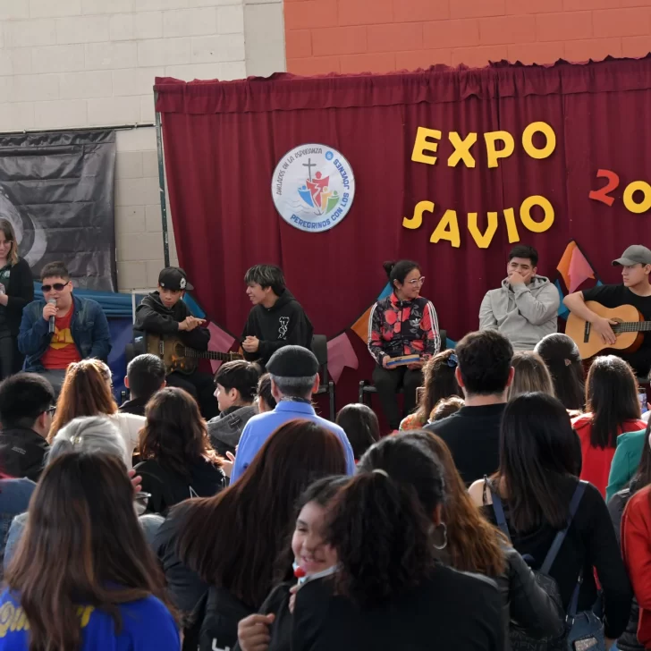La comunidad de Río Gallegos colmó el gimnasio de la Escuela Laboral en la 28° Expo Savio La comunidad de Río Gallegos colmó el gimnasio de la Escuela Laboral en la 28° Expo Savio