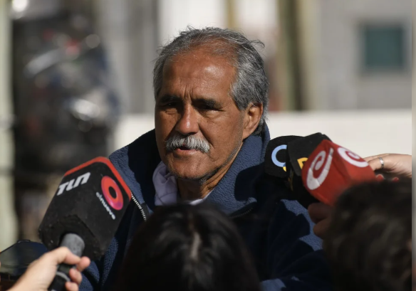 Triple femicidio narco: denuncian que un auto casi choca la casa del abuelo de dos víctimas