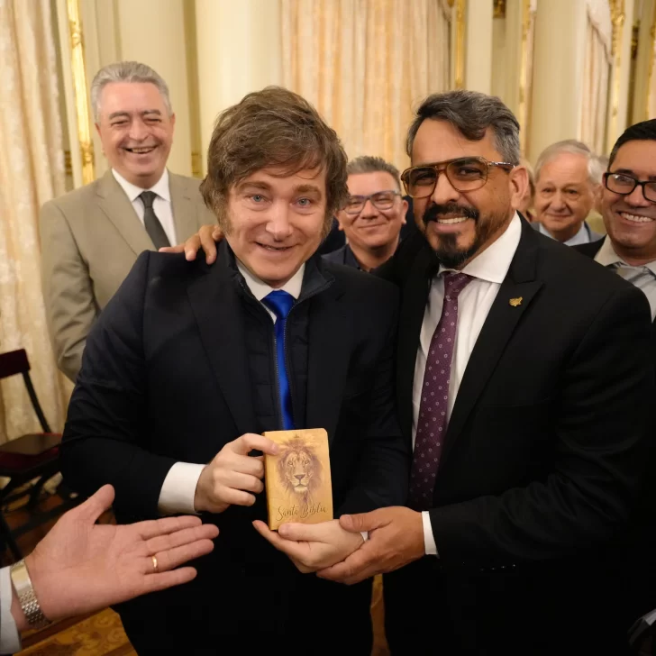 Javier Milei recibió en la Casa Rosada al Consejo Directivo de ACIERA Javier Milei recibió en la Casa Rosada al Consejo Directivo de ACIERA