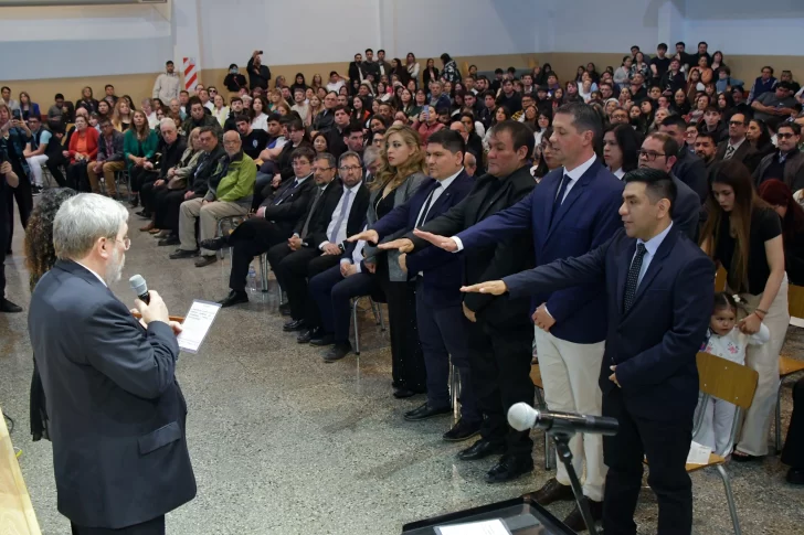 JURA-ACTO-DE-COLACION-UTN-NOVIEMBRE-2025-1-728x485