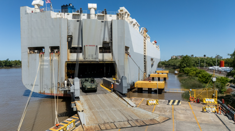 Llegaron a la Argentina los primeros blindados Stryker 8&#215;8: fueron adquiridos en Estados Unidos para modernizar el Ejército