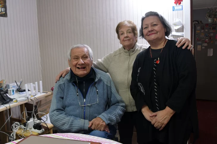 NICOLAS-COPA-Y-FAMILIA-728x485 NICOLAS-COPA-Y-FAMILIA-728x485