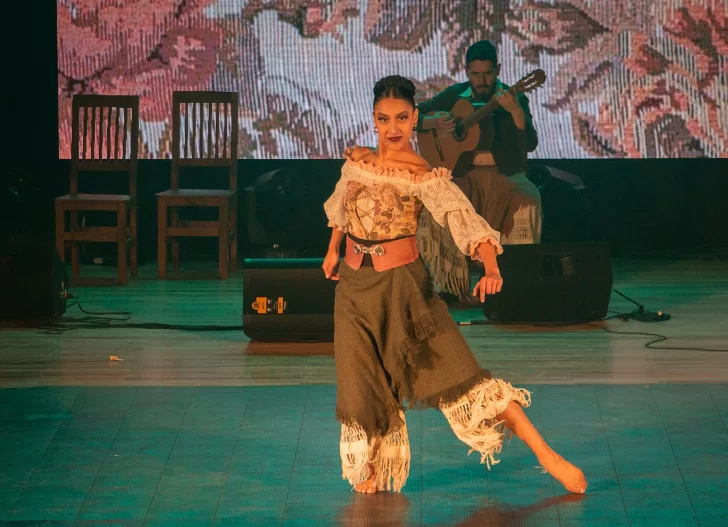  Alina Páez clasificó en Solista de Malambo Femenino.