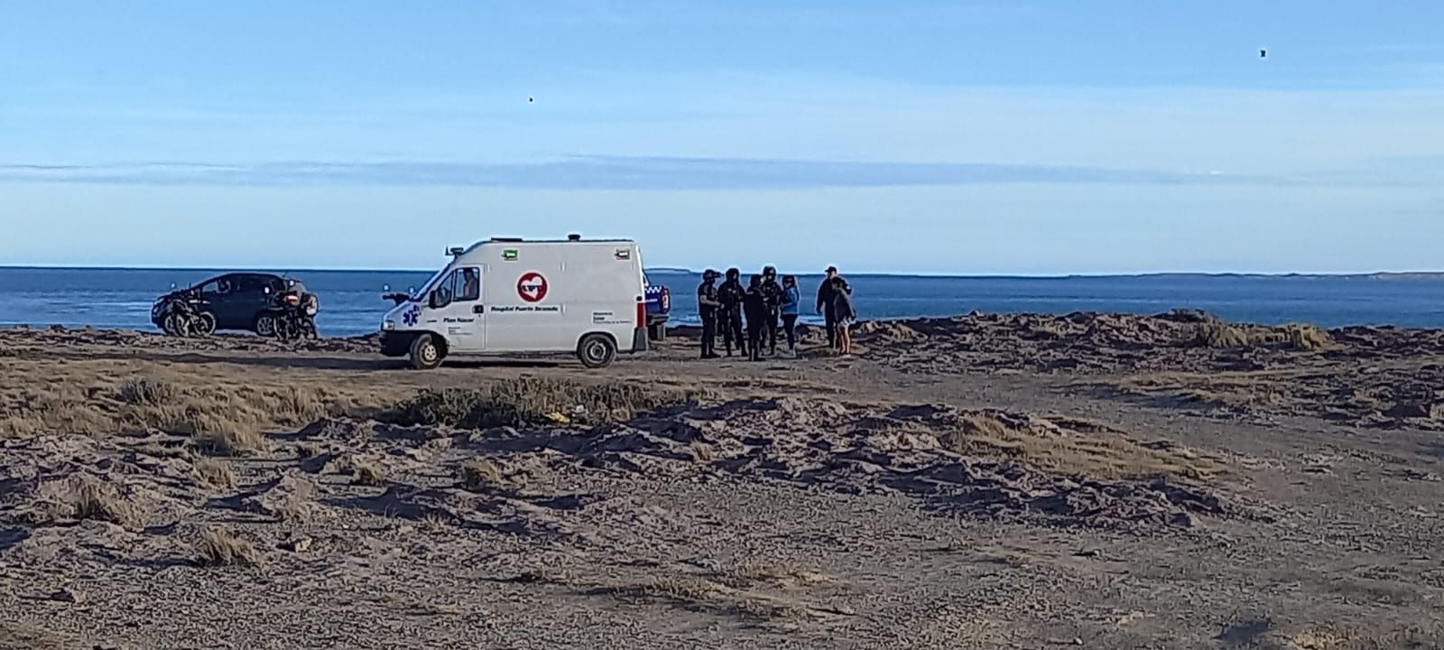  El traslado de la mujer de 28 años. FOTO: VÍA PATAGÓNICA.