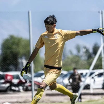 La doble atajada viral de Bautista Andrade que sostuvo el 1–0 de Huracán ante Godoy Cruz