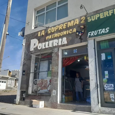 Delincuentes sustrajeron 20 mil pesos y mercadería de una pollería: “Es difícil sostener un negocio”, dijo la dueña Delincuentes sustrajeron 20 mil pesos y mercadería de una pollería: “Es difícil sostener un negocio”, dijo la dueña