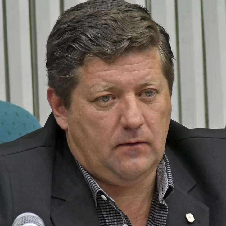  Pedro Hernán Luxen, consejero por la Legislatura de la provincia de Santa Cruz.