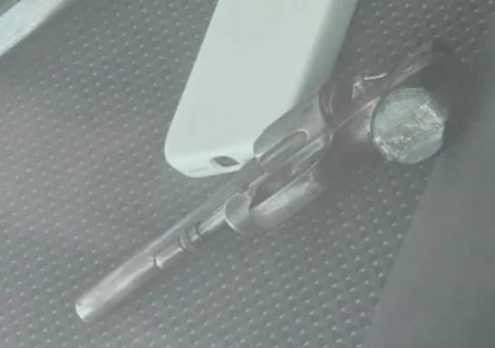 Detuvieron a un conductor que circulaba armado y a toda velocidad en Comodoro