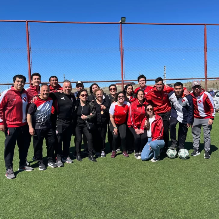 Con torneos infantiles, obras y 500 árboles, Independiente celebró sus 58 años en Río Gallegos Con torneos infantiles, obras y 500 árboles, Independiente celebró sus 58 años en Río Gallegos