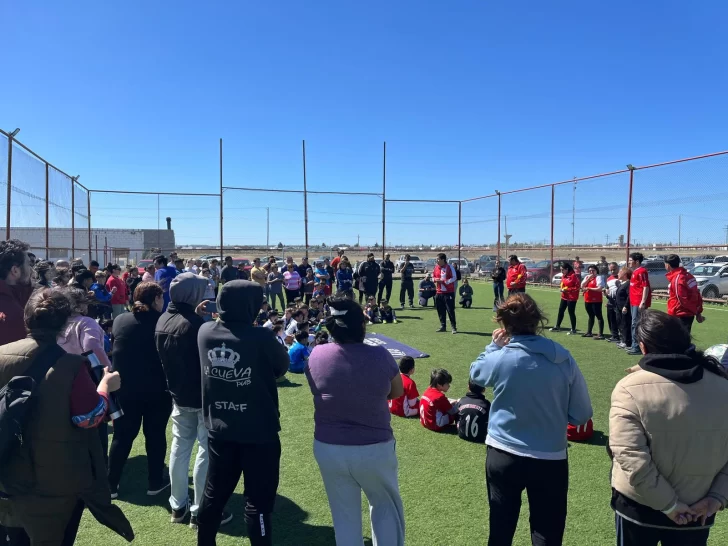 Con torneos infantiles, obras y 500 árboles, Independiente celebró sus 58 años en Río Gallegos