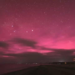 Auroras australes tiñeron el cielo de Tierra del Fuego y Punta Arenas: ¿se verán en Santa Cruz?