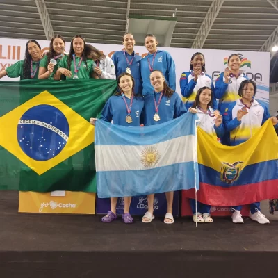 Río Gallegos en la Selección de natación: Dana García tres medallas; Joaquín Zuleta octavo en la primer jornada