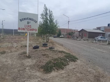 Una joven de 22 años habría sido encerrada por su novio en el baño de una vivienda Una joven de 22 años habría sido encerrada por su novio en el baño de una vivienda