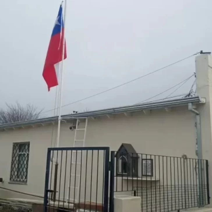 Voto obligatorio por primera vez en Chile: comenzó la histórica elección presidencial Voto obligatorio por primera vez en Chile: comenzó la histórica elección presidencial