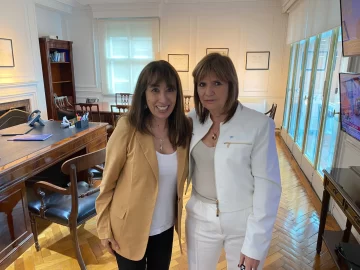 Roxana Reyes se reunió con Patricia Bullrich para analizar la situación de Santa Cruz y la agenda nacional Roxana Reyes se reunió con Patricia Bullrich para analizar la situación de Santa Cruz y la agenda nacional